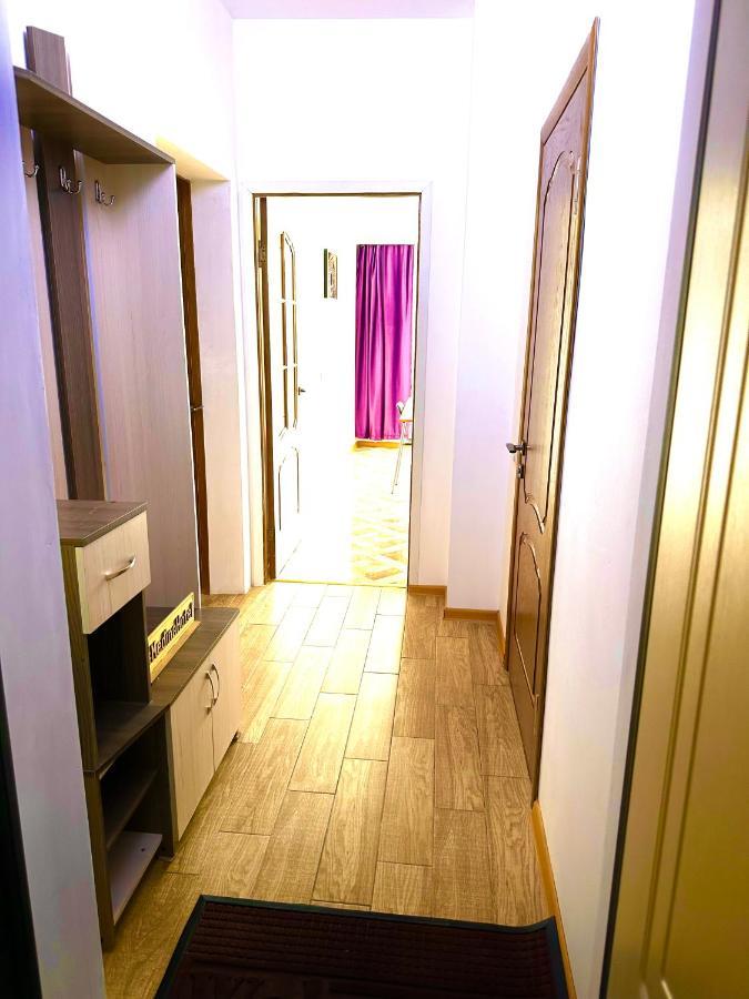 Medinahotelkz, # 70, Вид На Горы, До Арбата 15 Мин Пешком, Halal Alma-Ata Buitenkant foto
